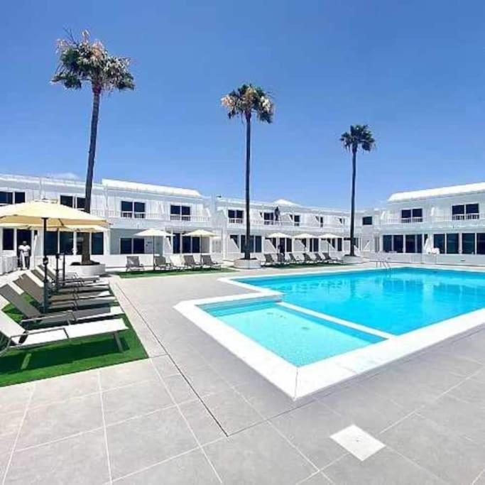Puerto Del Carmen Airconditioned 2Bed Poolside Apt Εξωτερικό φωτογραφία