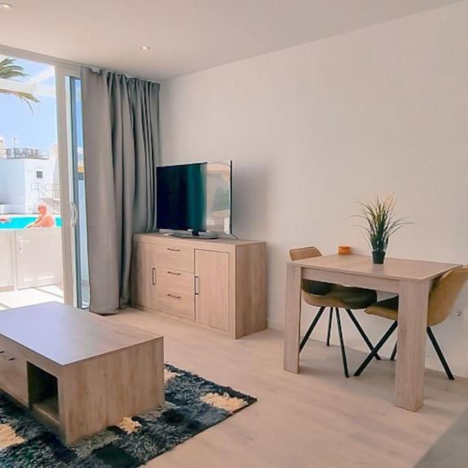 Puerto Del Carmen Airconditioned 2Bed Poolside Apt Εξωτερικό φωτογραφία