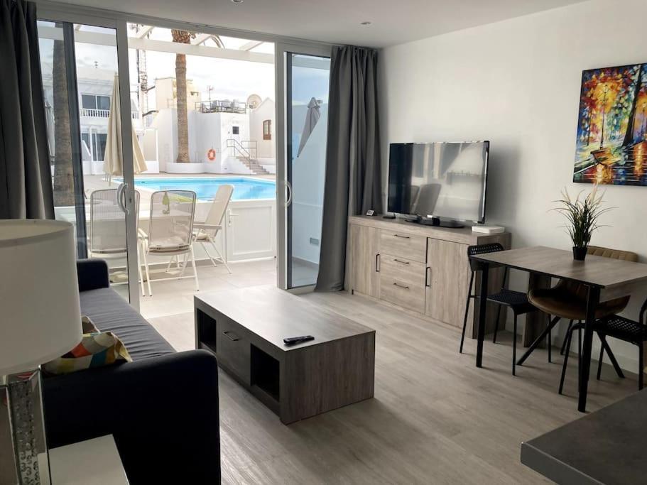 Puerto Del Carmen Airconditioned 2Bed Poolside Apt Εξωτερικό φωτογραφία